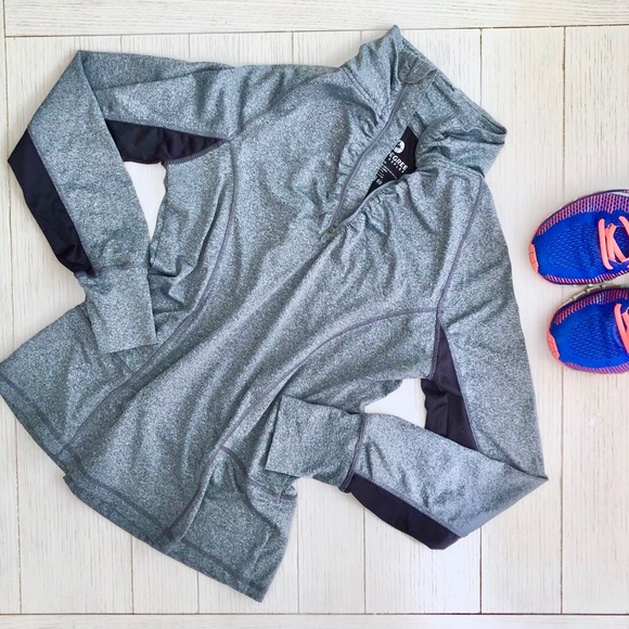 90 Degree By Reflex Tops - Like-New 90 Degree By Reflex Running Jacket / Top